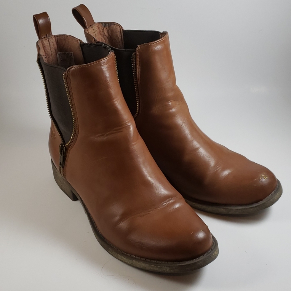 Rocket Dog Chelsea Slip On Womens Boots Size